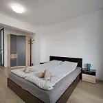 Panoramic Terrace View In Center Appartement Sofia