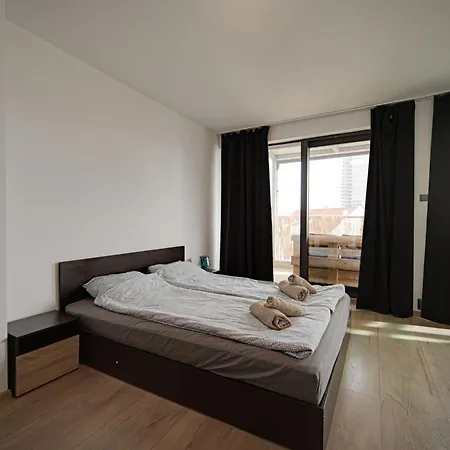 Panoramic Terrace View In Center