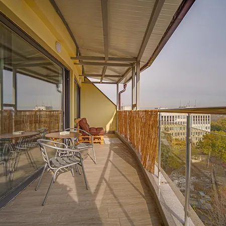 아파트 Panoramic Terrace View In Center 소피아